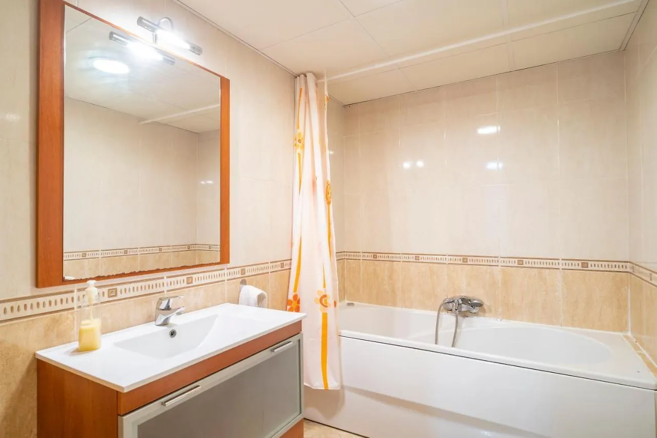 Amplio y luminoso piso para disfrutar del centro de Málaga Apartamento