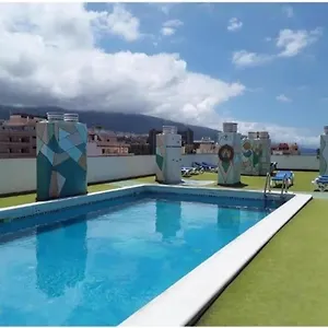 https://plaza-charco-top-centro-parking-muelle-cerca.in-canary-islands.com