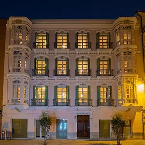 https://elegante-3-dormitorios-en-centro-historico-mlaga.1costadelsol.com