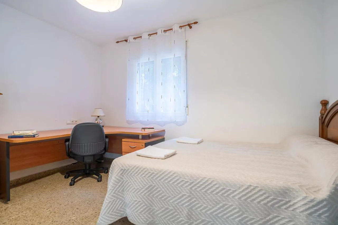 Amplio Piso Para Disfrutar Del Centro De Malaga Con Parking Gratuito Apartmán